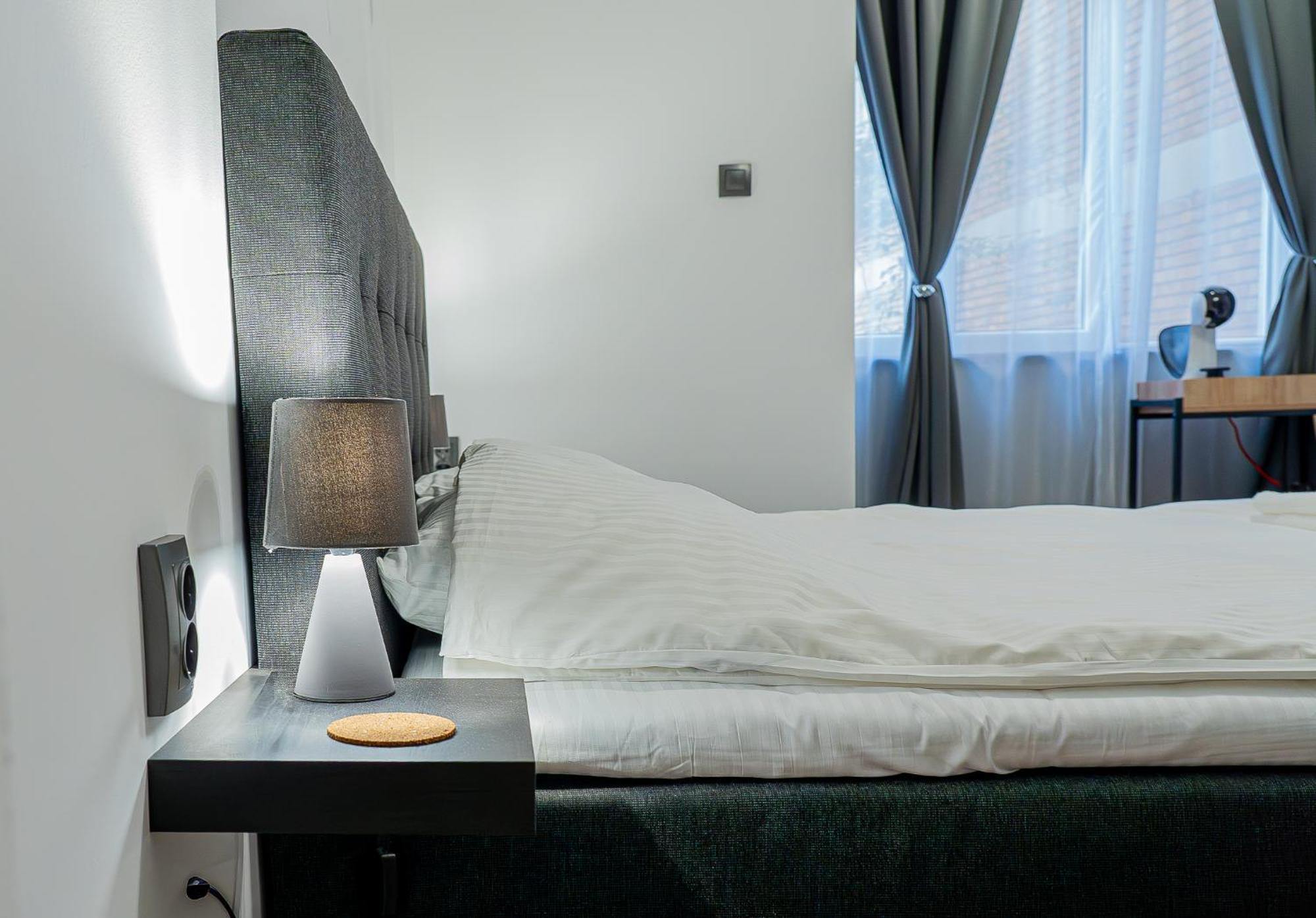 Central Apartments เวลีคอเทอร์โนโว ภายนอก รูปภาพ