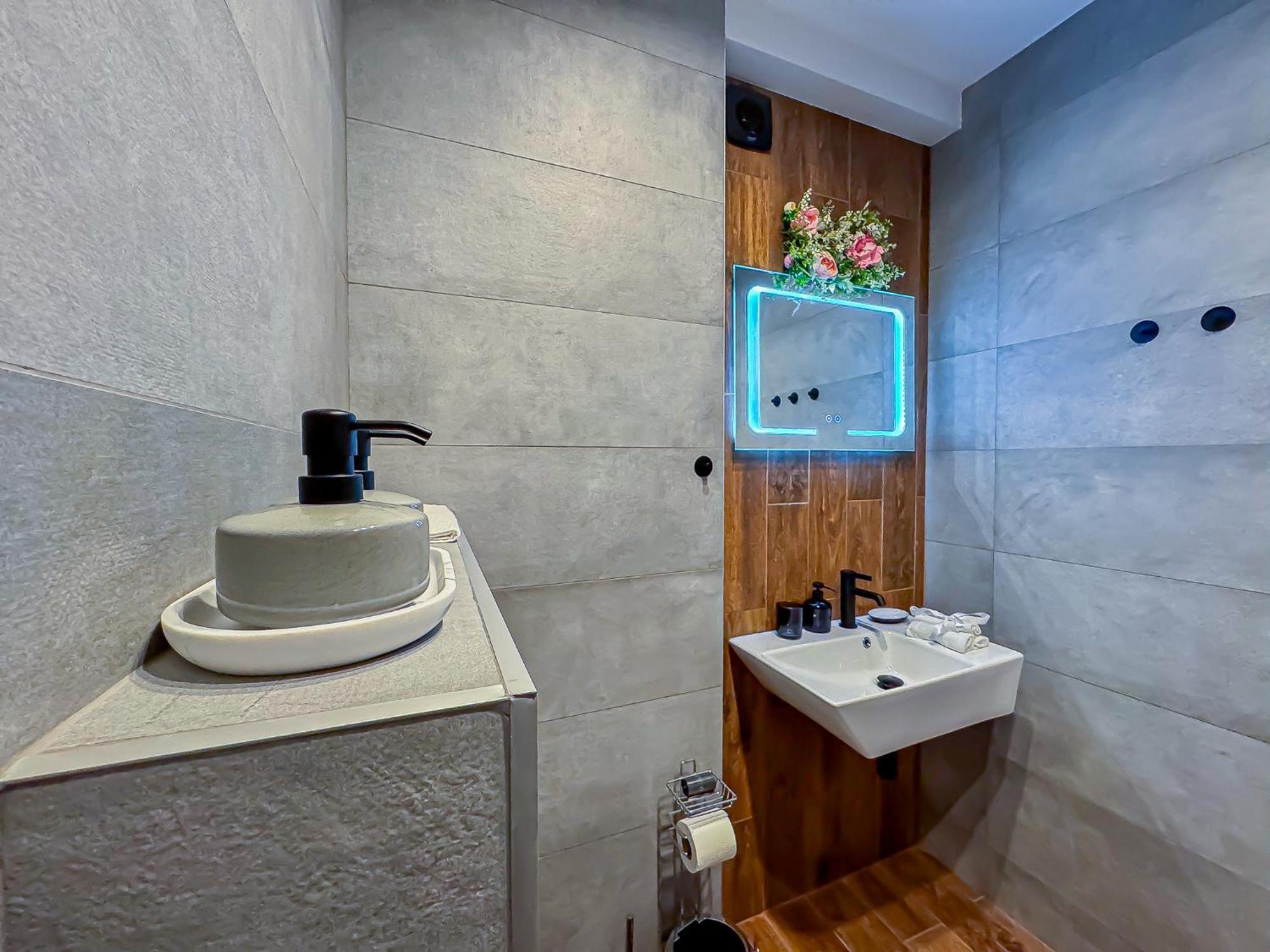 Central Apartments เวลีคอเทอร์โนโว ภายนอก รูปภาพ